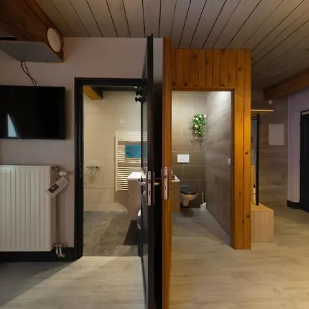 Le Domaine Du Verger, Gites Et Spa Prive بيت للعطل *