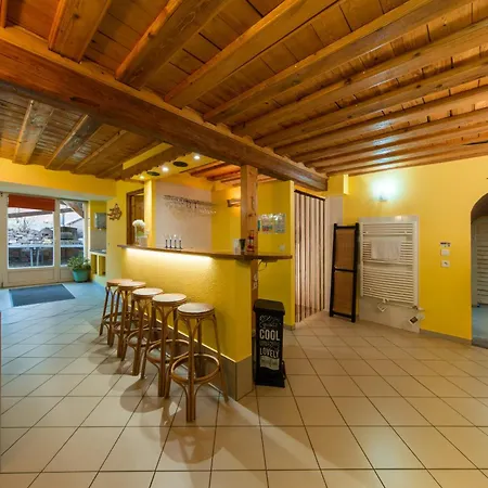 بيت للعطل Le Domaine Du Verger, Gites Et Spa Prive