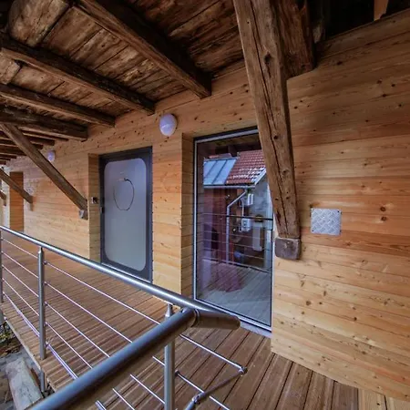 Le Domaine Du Verger, Gites Et Spa Prive